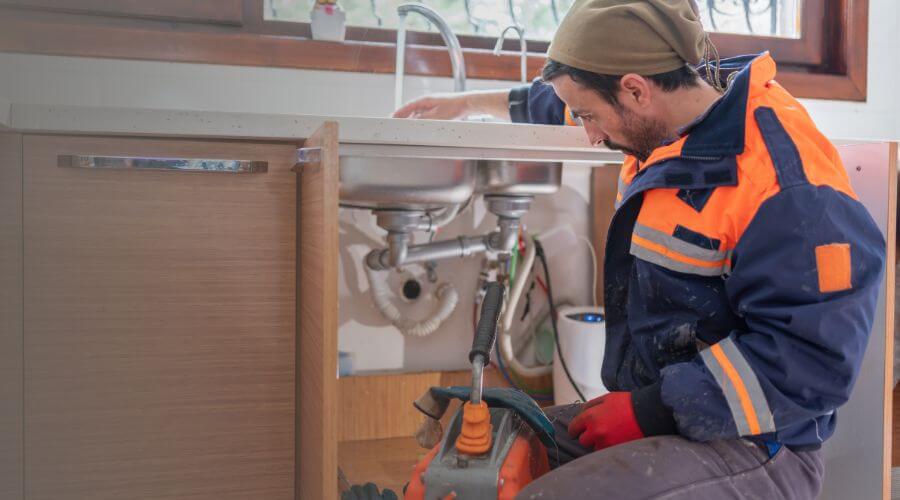 Professional same day plumber in Selma, IN